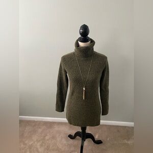 NWOT sweater from Banana Republic
